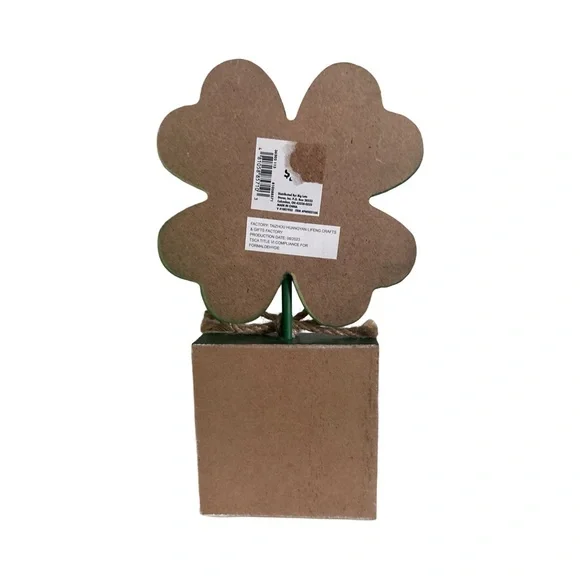 St Patrick’s Day Green White Wood Plaid/Dotted Shamrock Decor Mantel Table Set - Picture 2 of 13